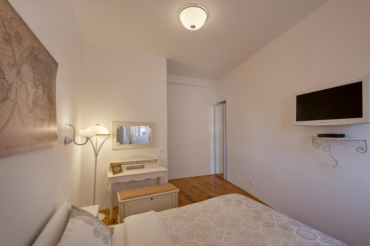 Perfetto Perasto Residence エクステリア 写真